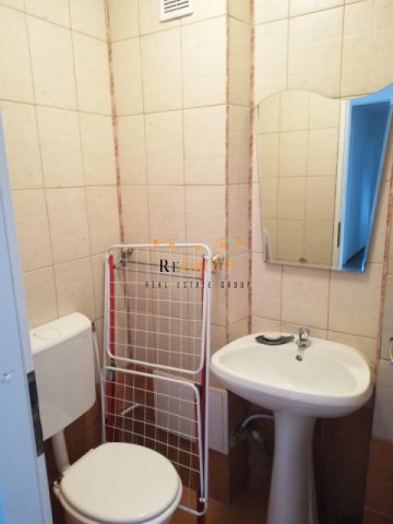 inchiriere-apartament-4-camere-decomandat-podu-ros-9